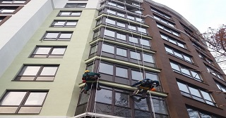 Установка крыши на балкон Вятские Поляны цена от 1016 руб. м/2.